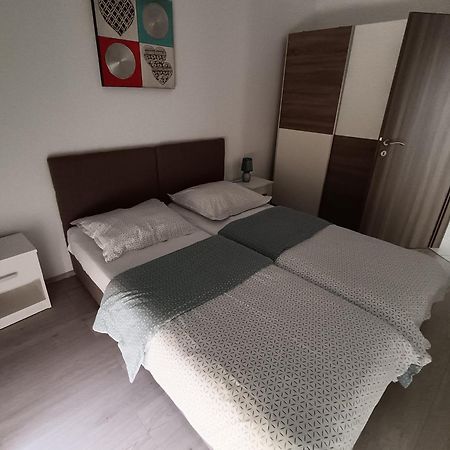 KaštelaLana I Natali公寓 外观 照片